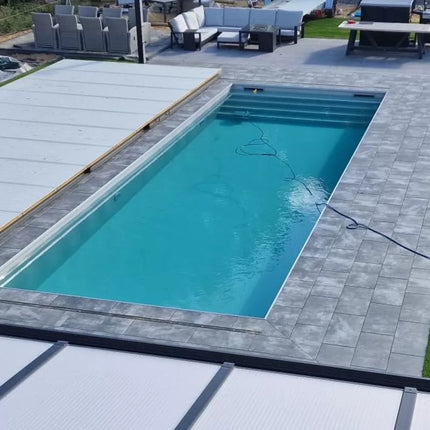 Piscina de polipropileno blanca con escalones rectos - 600 x 300 x 150 cm