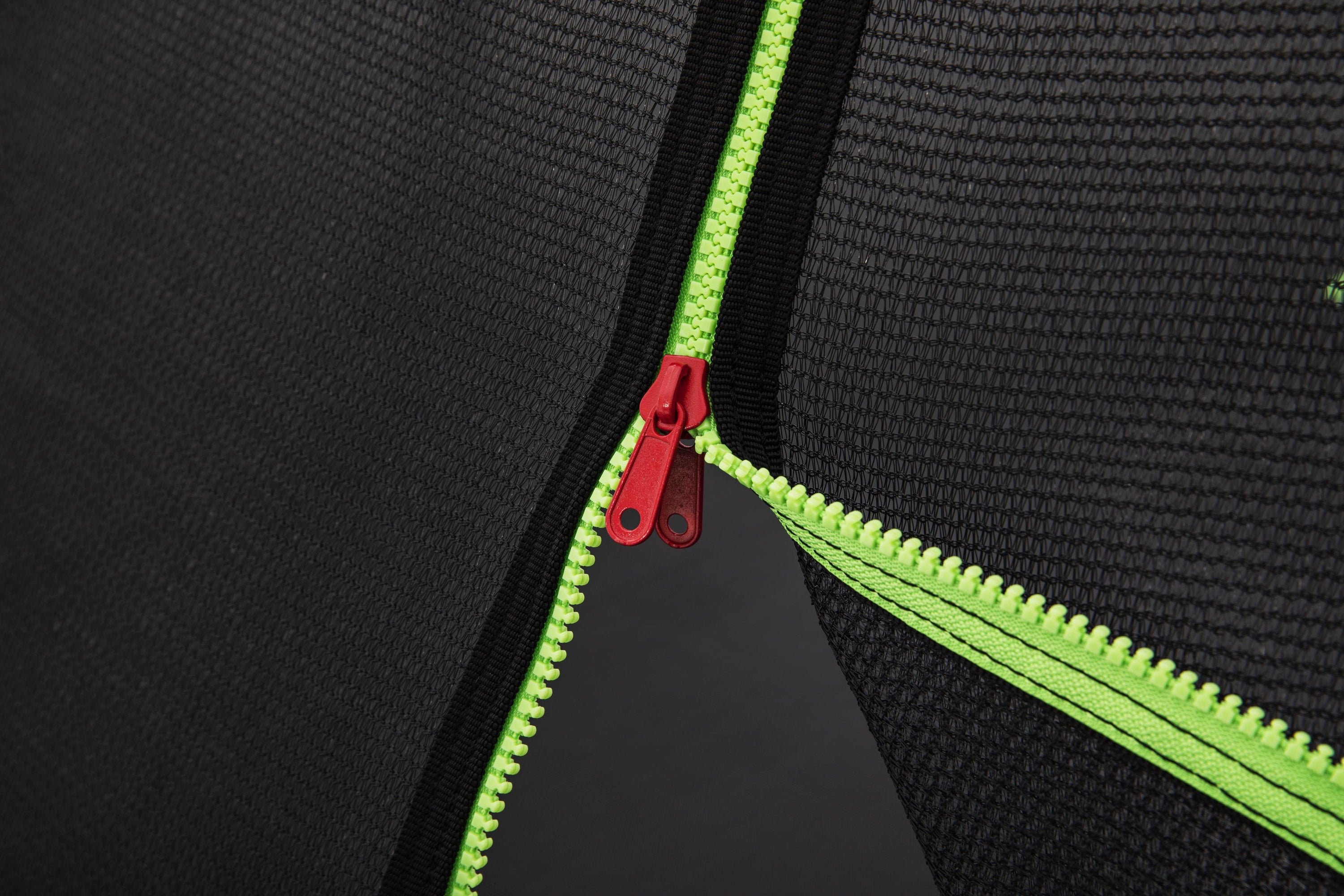 Bestway Xtreme Air Trampoline 366 cm x 278 cm