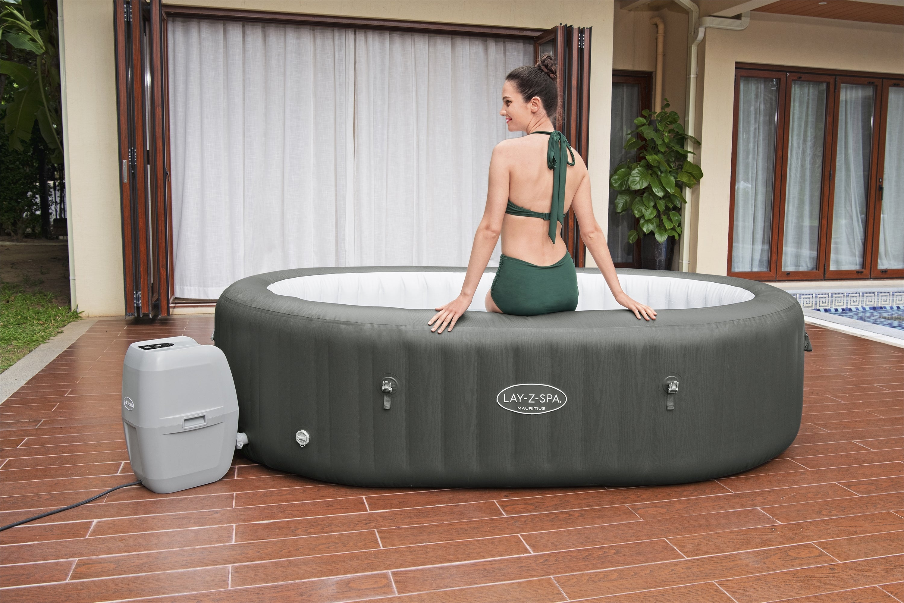 Lay-Z Spa Mauritius AirJet aufblasbares Spa – 7 Personen