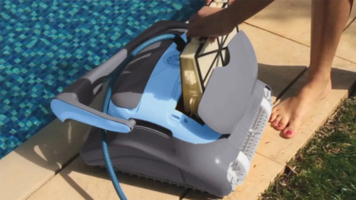 Robot da piscina Dolphin Zenit 10 Pro