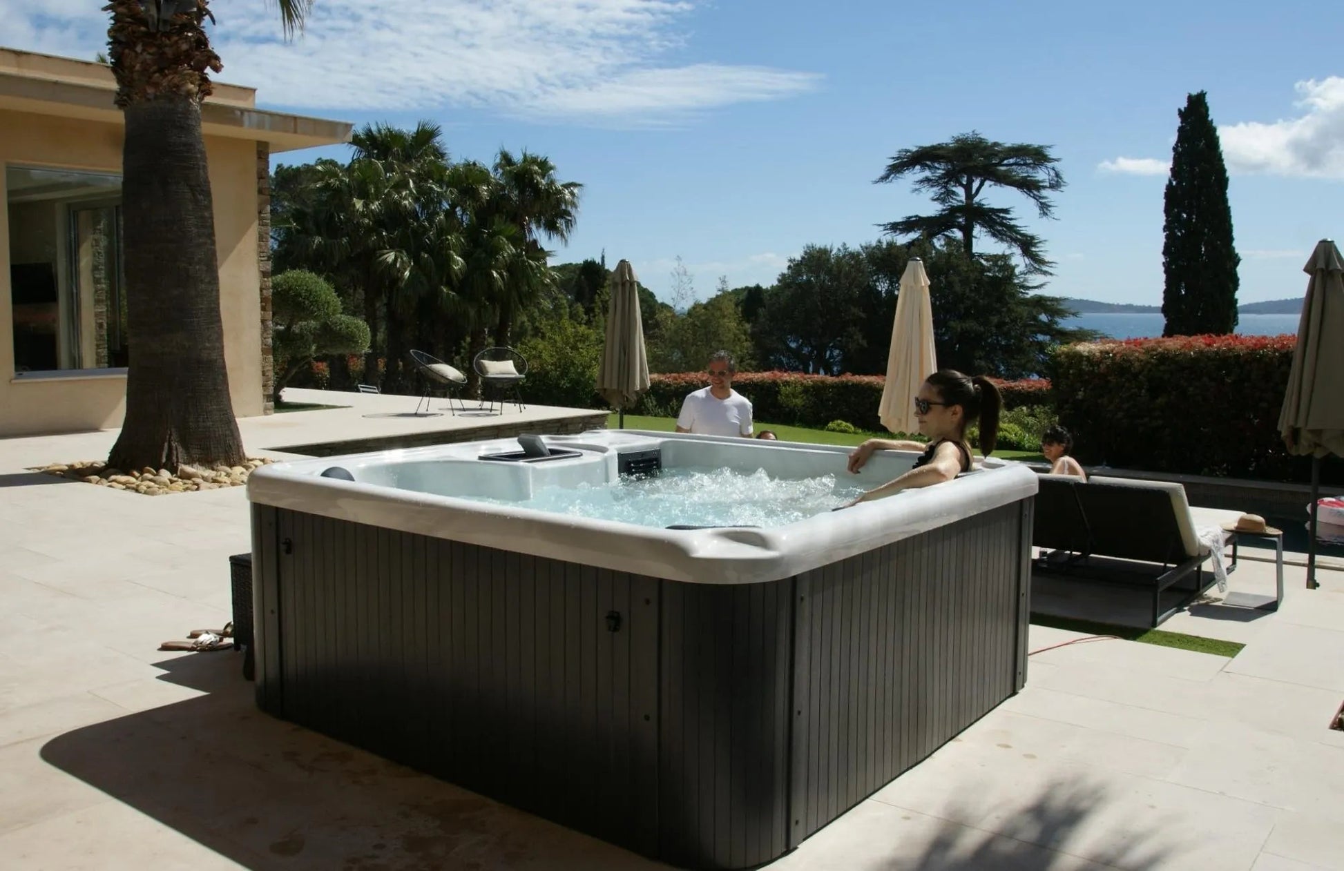 Bestway Acryl Spa, 5 persoons - Azzura Pool