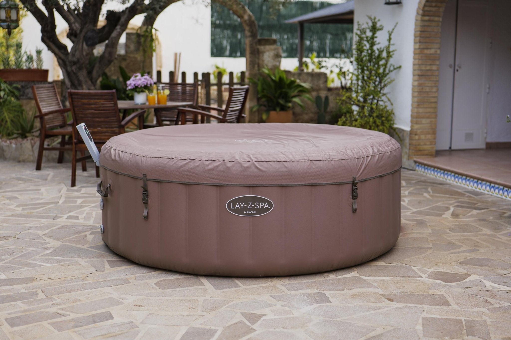 Bestway Lay-Z-Spa Hawaii Energy-Efficient Smart AirJet, 6 persoons - Azzura Pool