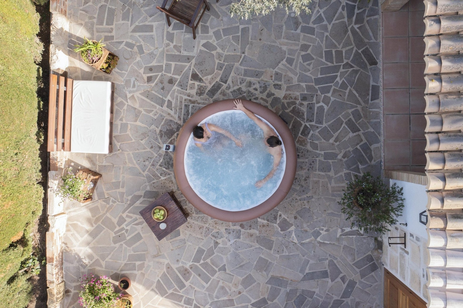 Bestway Lay-Z-Spa Hawaii Energy-Efficient Smart AirJet, 6 persoons - Azzura Pool