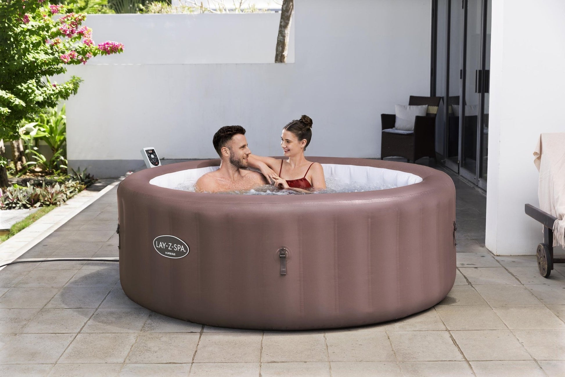 Bestway Lay-Z-Spa Hawaii Energy-Efficient Smart AirJet, 6 persoons - Azzura Pool