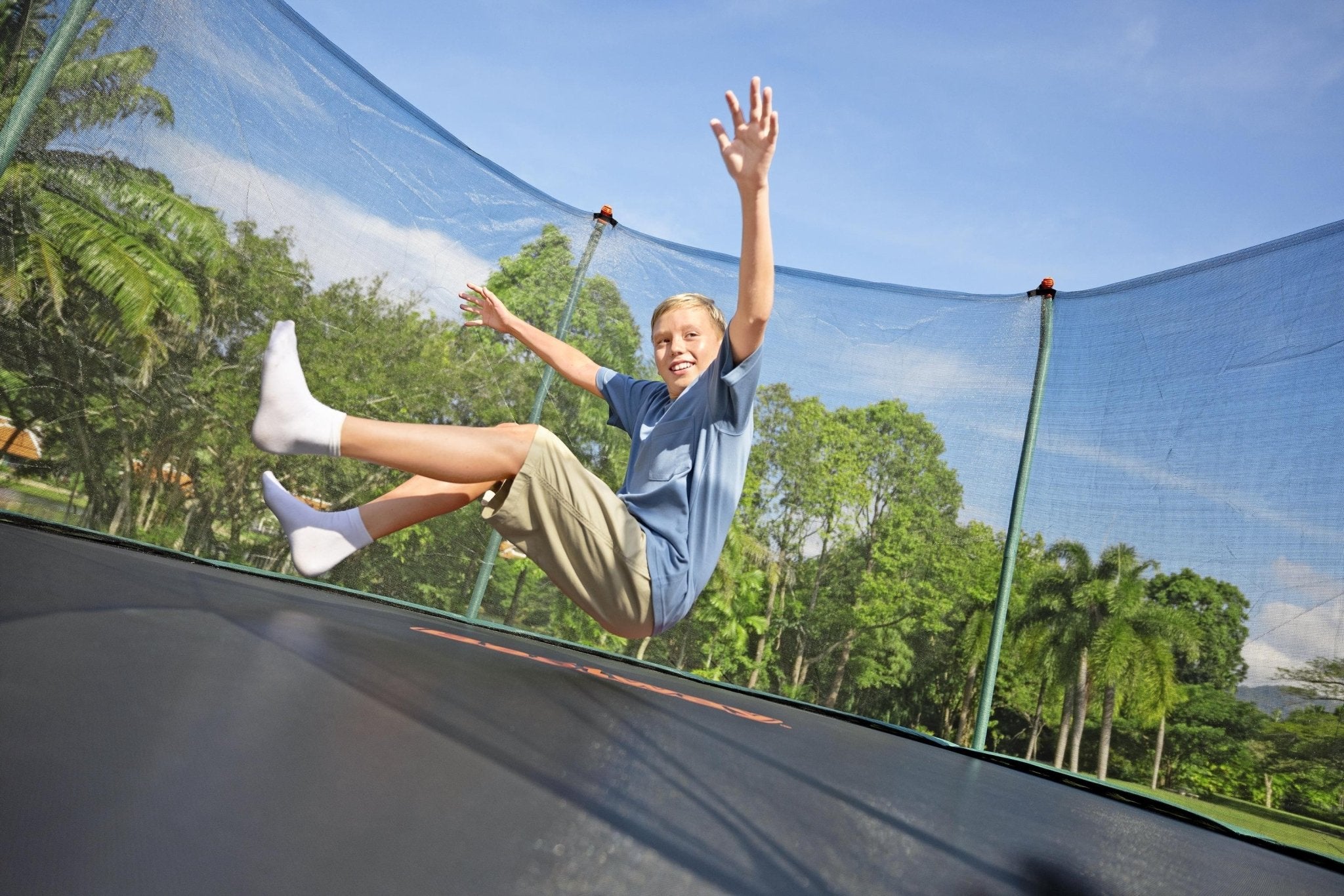 Bestway Xtreme Air Trampoline 427 cm x 286 cm - Azzura Pool