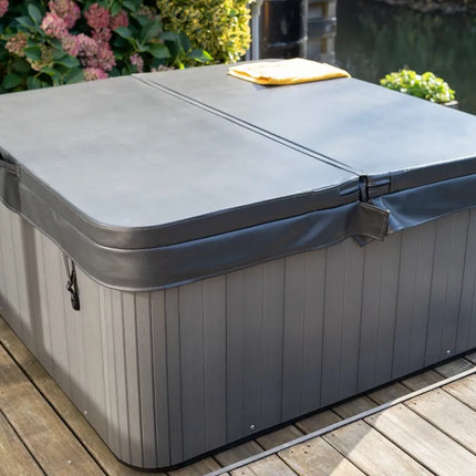 W'eau spa cover 200 x 200cm radius 18cm