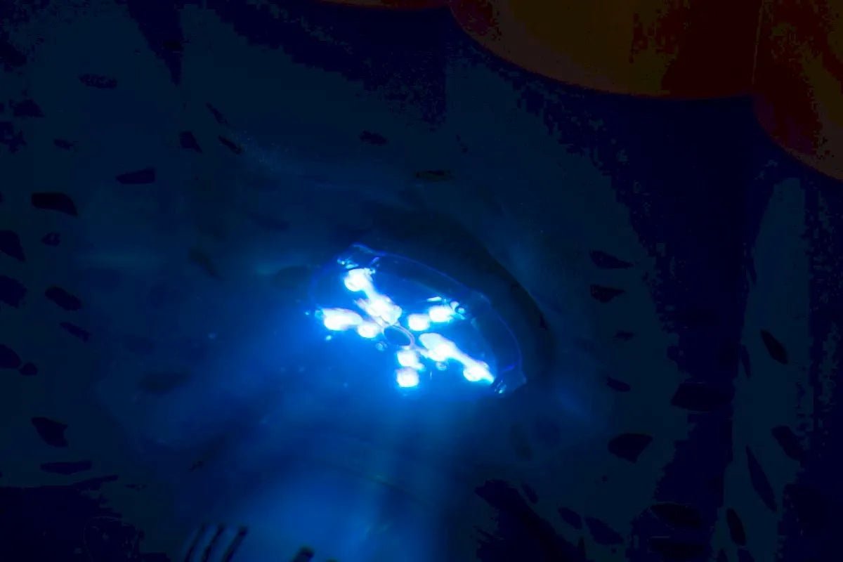 Lay Z Spa 7-Color LED lamp - Azzura Pool