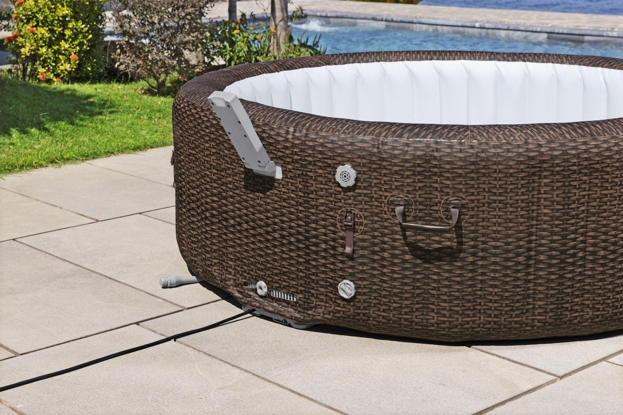 Lay-Z Spa Bali AirJet opblaasbare spa, 7 persoons - Azzura Pool