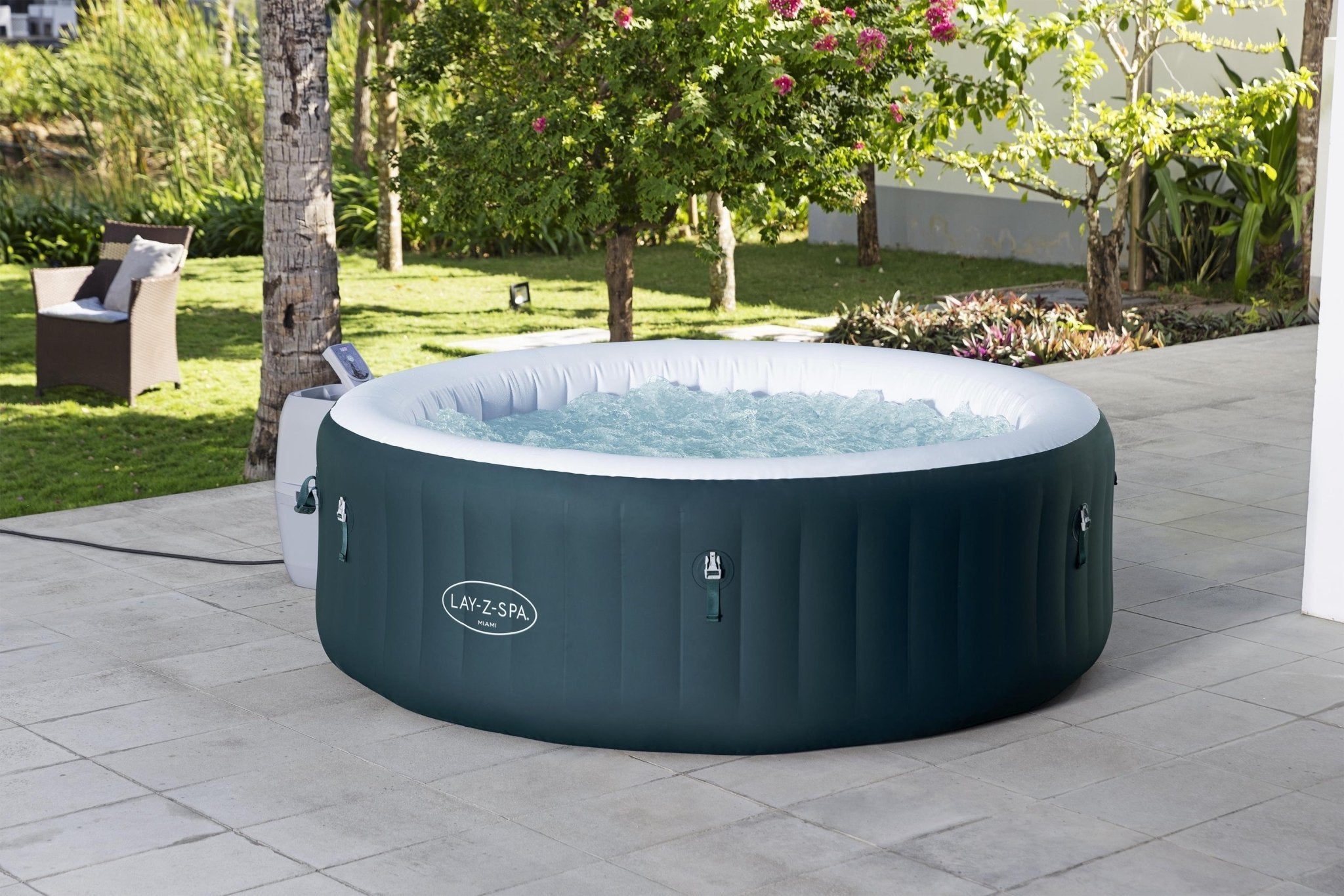 Lay-Z Spa Miami EnergySense Airjet opblaasbare spa - 6 persoons - Azzura Pool