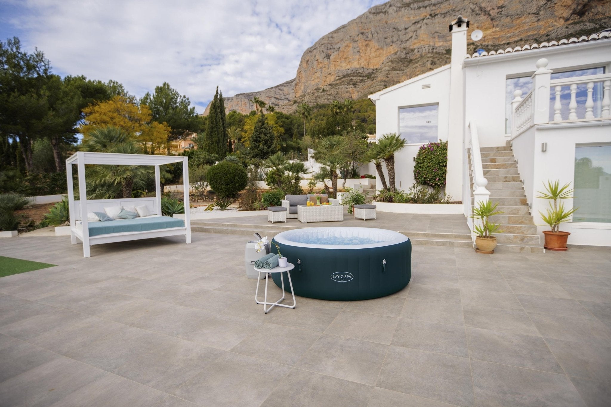 Lay-Z Spa Miami EnergySense Airjet opblaasbare spa - 6 persoons - Azzura Pool