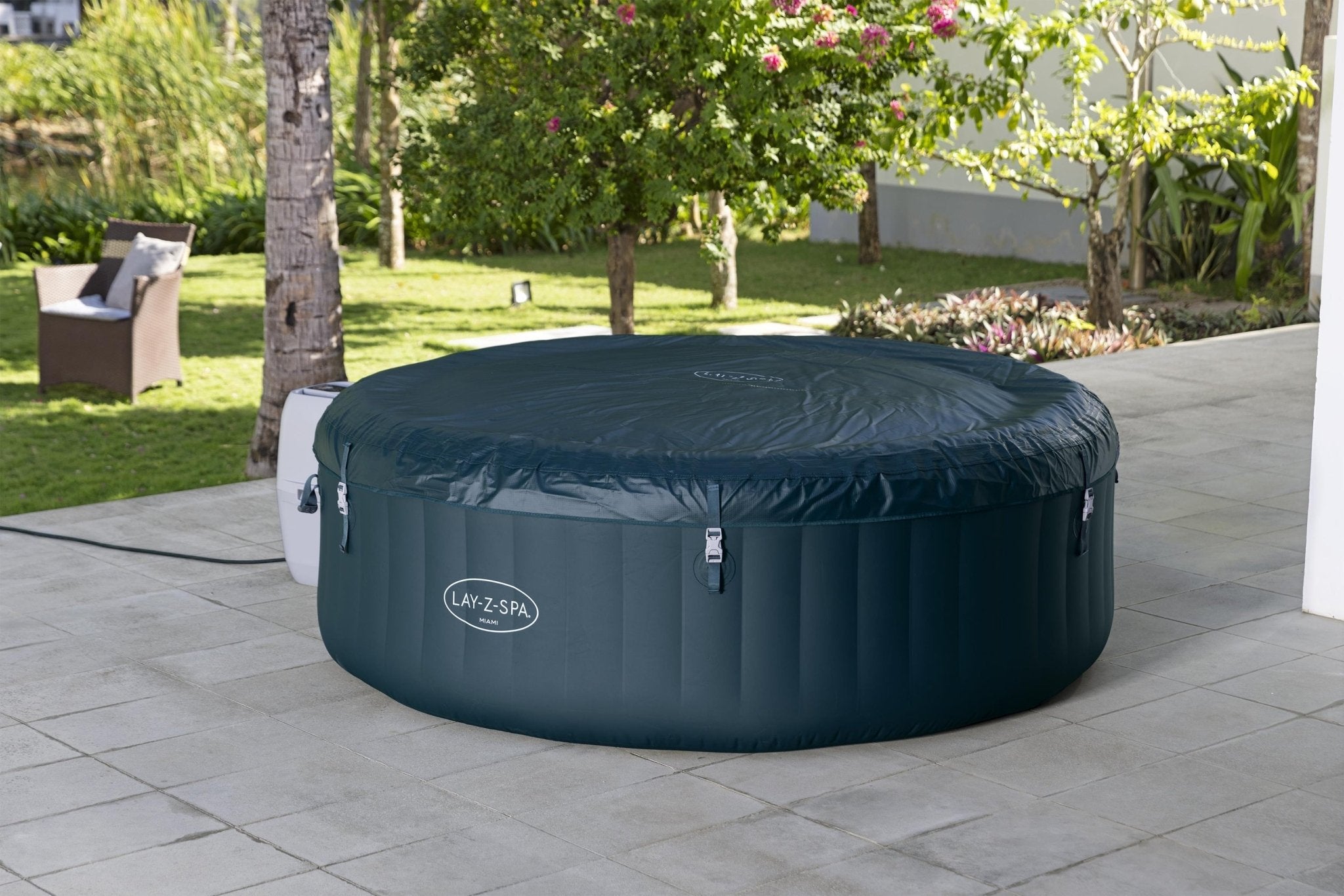 Lay-Z Spa Miami EnergySense Airjet opblaasbare spa - 6 persoons - Azzura Pool