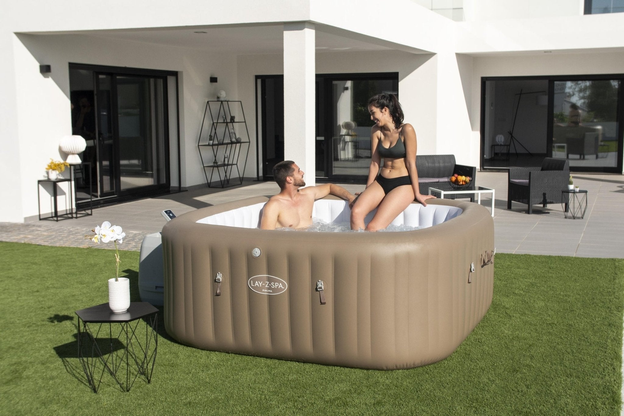 Lay-Z Spa Palma EnergySense Smart Hydrojet Pro opblaasbare spa - 7 persoons - Azzura Pool