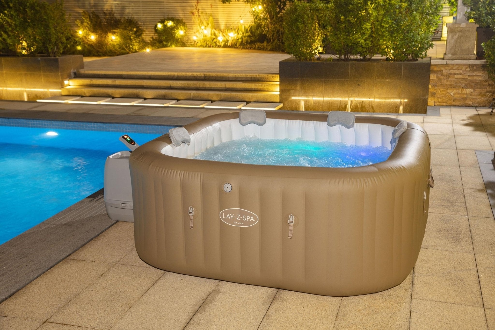 Lay-Z Spa Palma EnergySense Smart Hydrojet Pro opblaasbare spa - 7 persoons - Azzura Pool