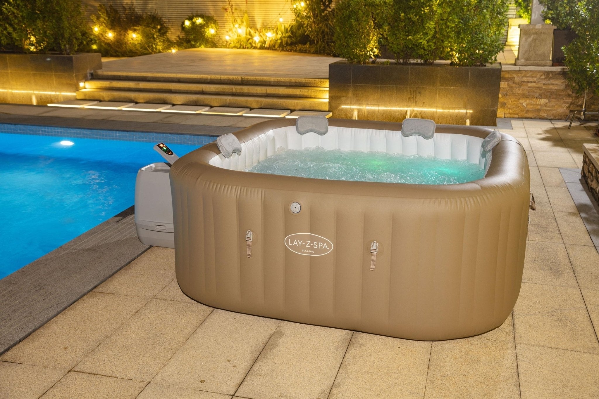 Lay-Z Spa Palma EnergySense Smart Hydrojet Pro opblaasbare spa - 7 persoons - Azzura Pool