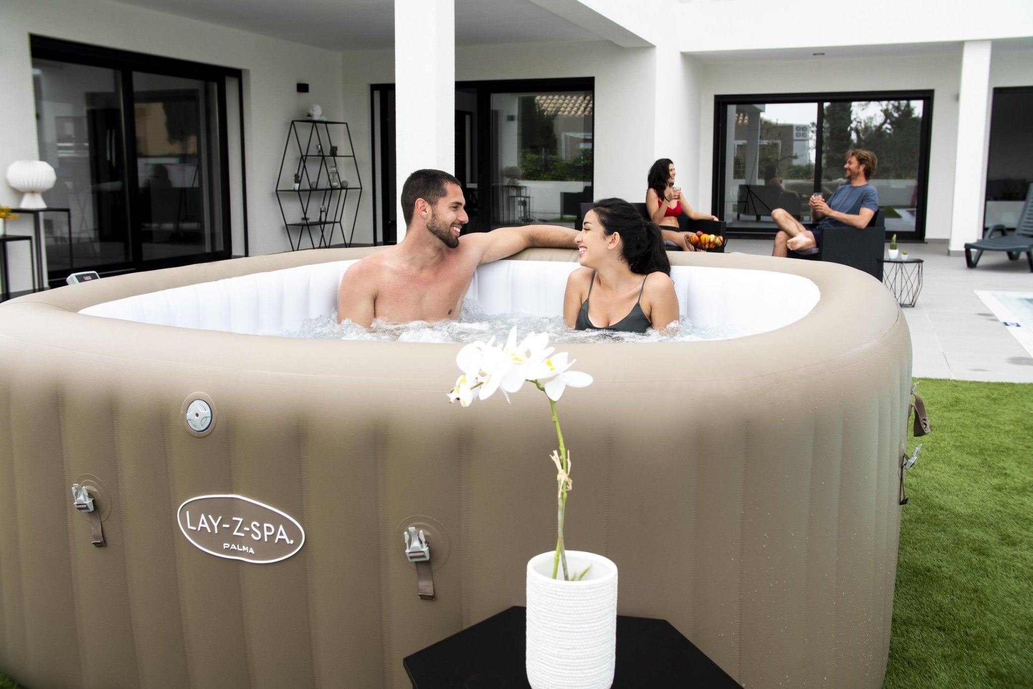 Lay-Z Spa Palma EnergySense Smart Hydrojet Pro opblaasbare spa - 7 persoons - Azzura Pool