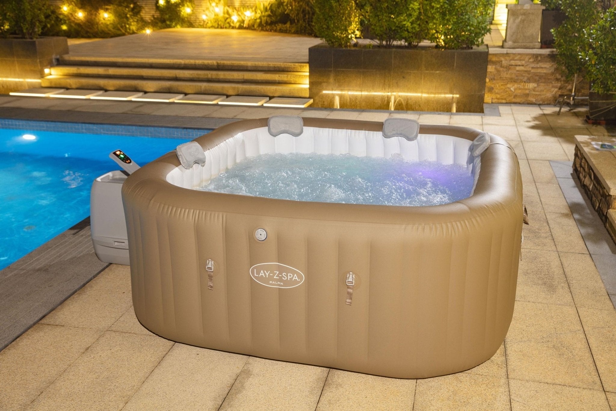 Lay-Z Spa Palma EnergySense Smart Hydrojet Pro opblaasbare spa - 7 persoons - Azzura Pool
