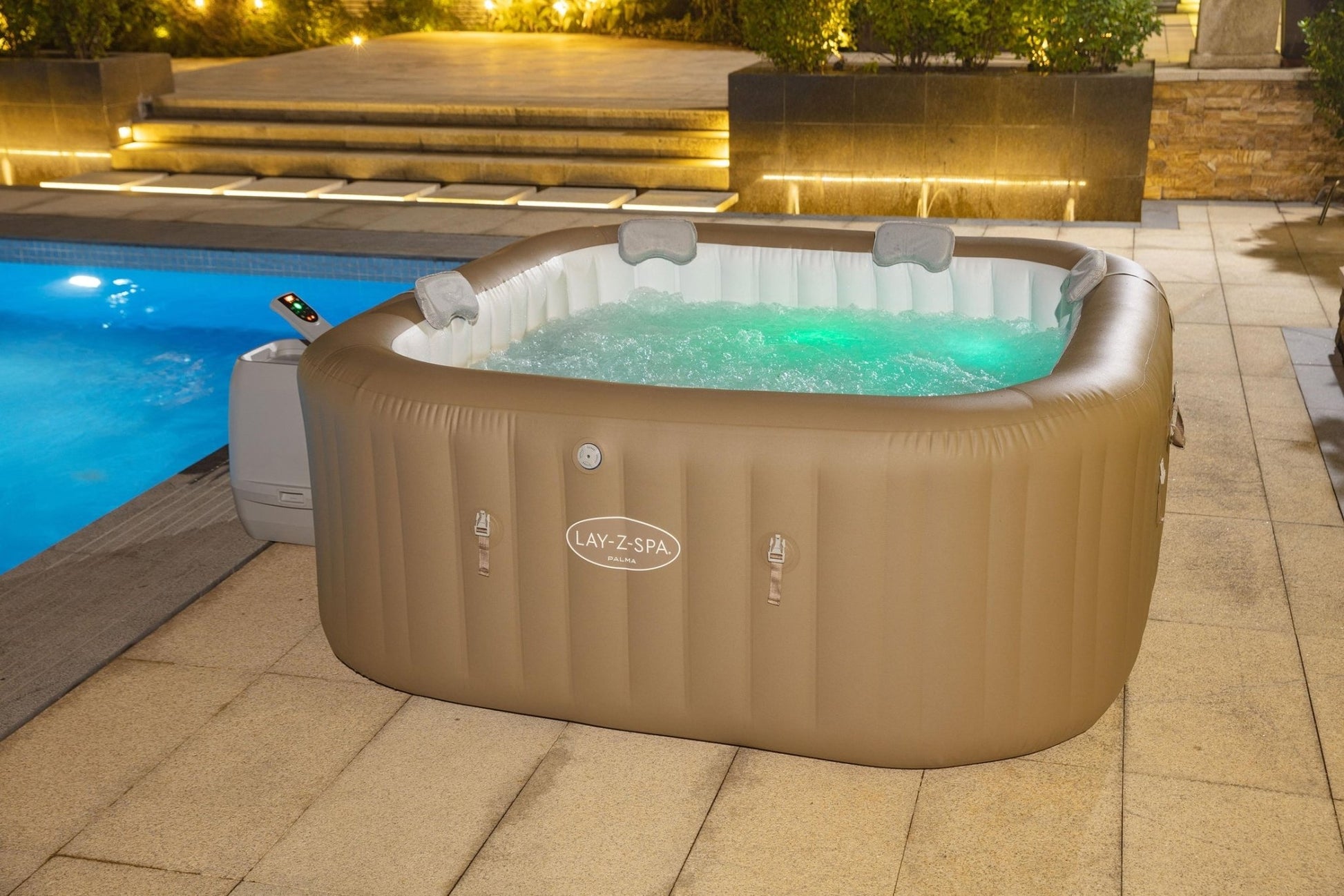 Lay-Z Spa Palma EnergySense Smart Hydrojet Pro opblaasbare spa - 7 persoons - Azzura Pool