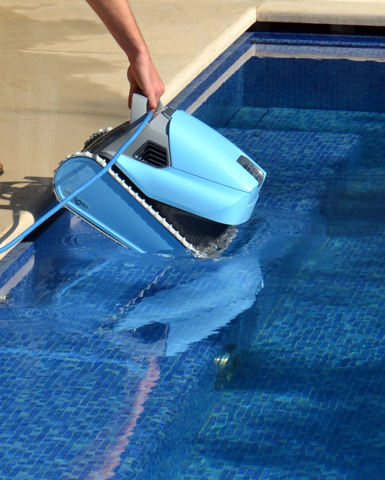 Dolphin Zenit Z3i Schwimmbadroboter