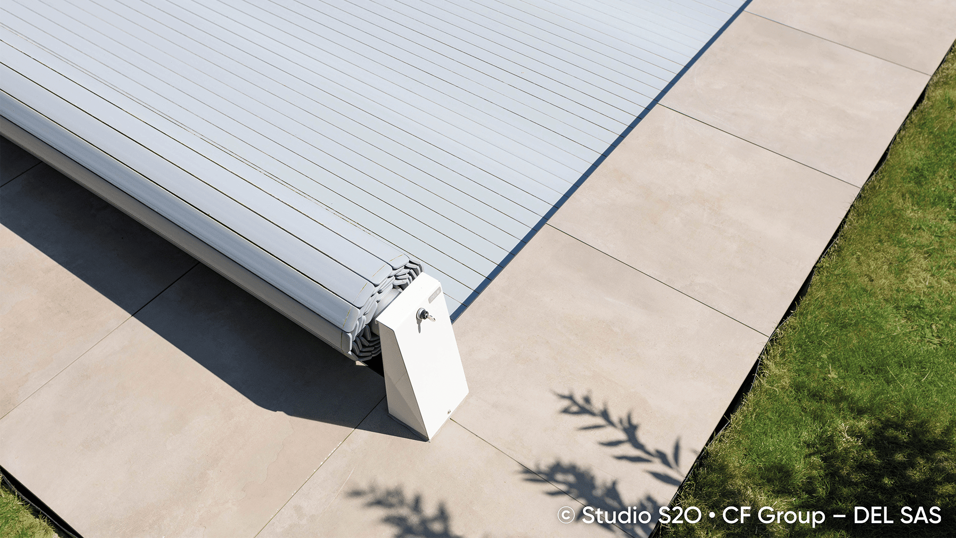 Rolleasy 2 Electrisch oprolsysteem tot 4 meter - Wit - Azzura Pool