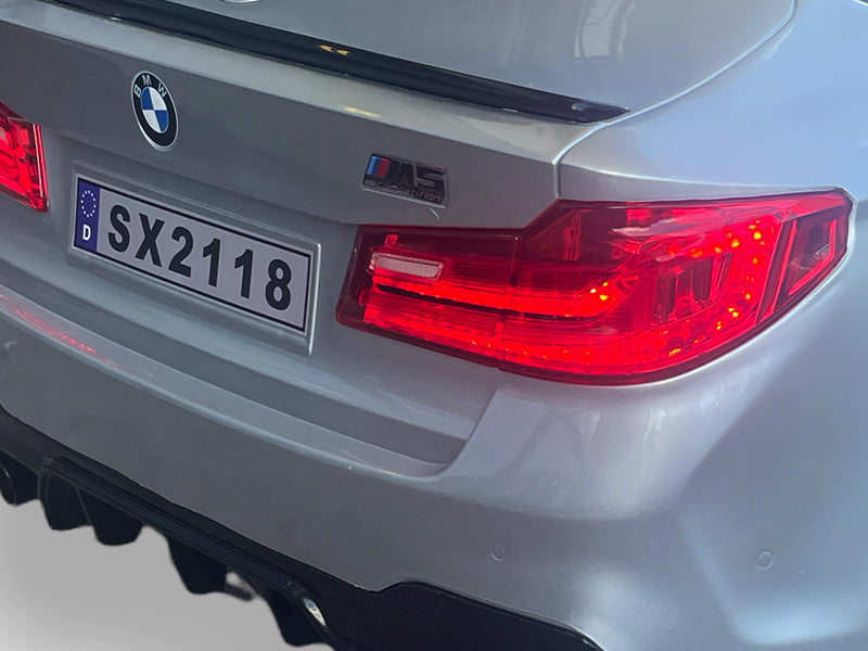 Bmw M5,Lithium, Leder Zitje, Rubberen Banden, Kinder Accu Auto!