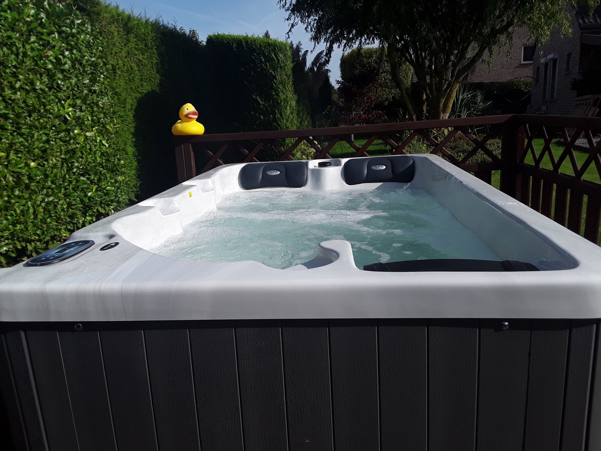 W'eau Hudson spa met warmtepomp - 3 persoons - Azzura Pool