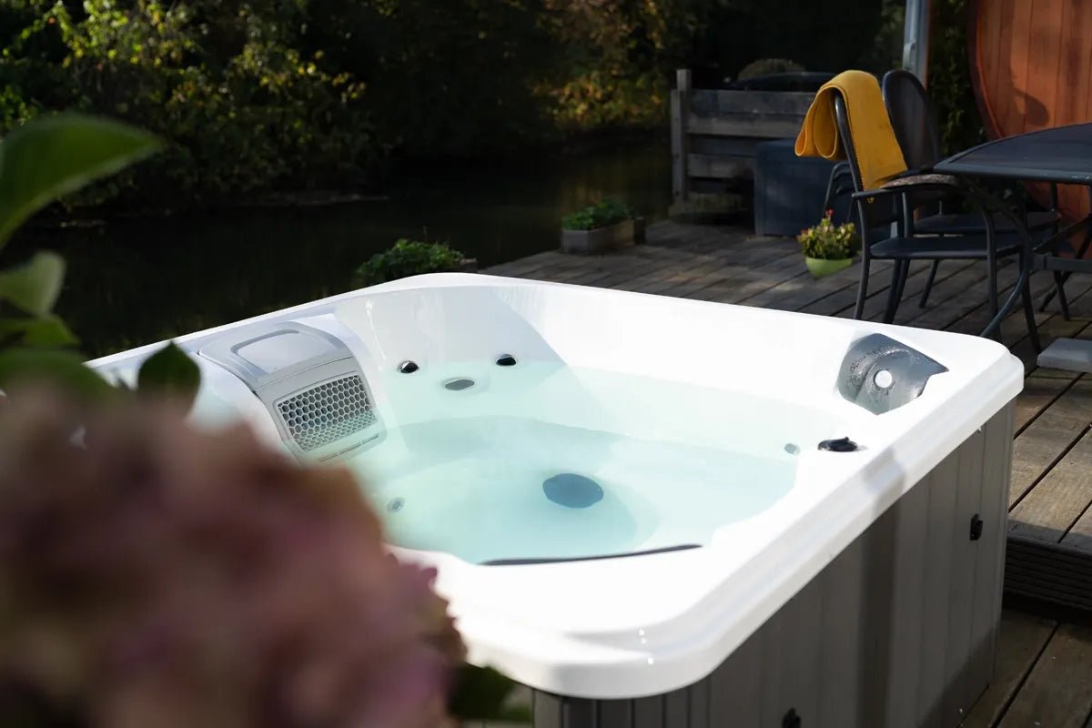 W'eau Skye spa - 4 persoons - Azzura Pool