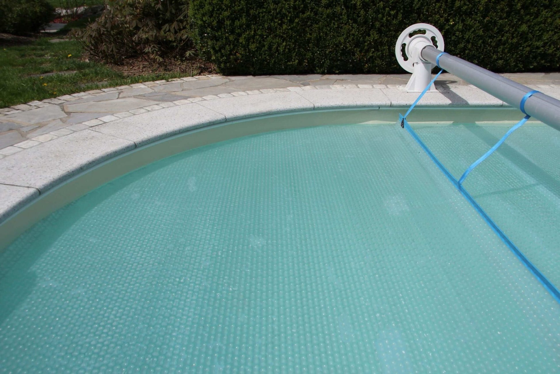 Zwembadzeil noppenfolie Lichtblauw voor ovaal zwembad 871 cm x 400 cm - Azzura Pool