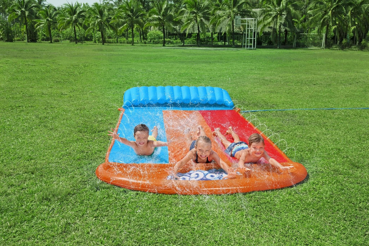 Bestway H2OGO! Waterglijbaan Tsunami Splash Ramp (3 personen) - Azzura Pool