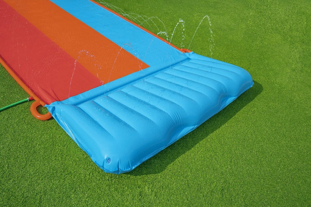 Bestway H2OGO! Waterglijbaan Tsunami Splash Ramp (3 personen) - Azzura Pool
