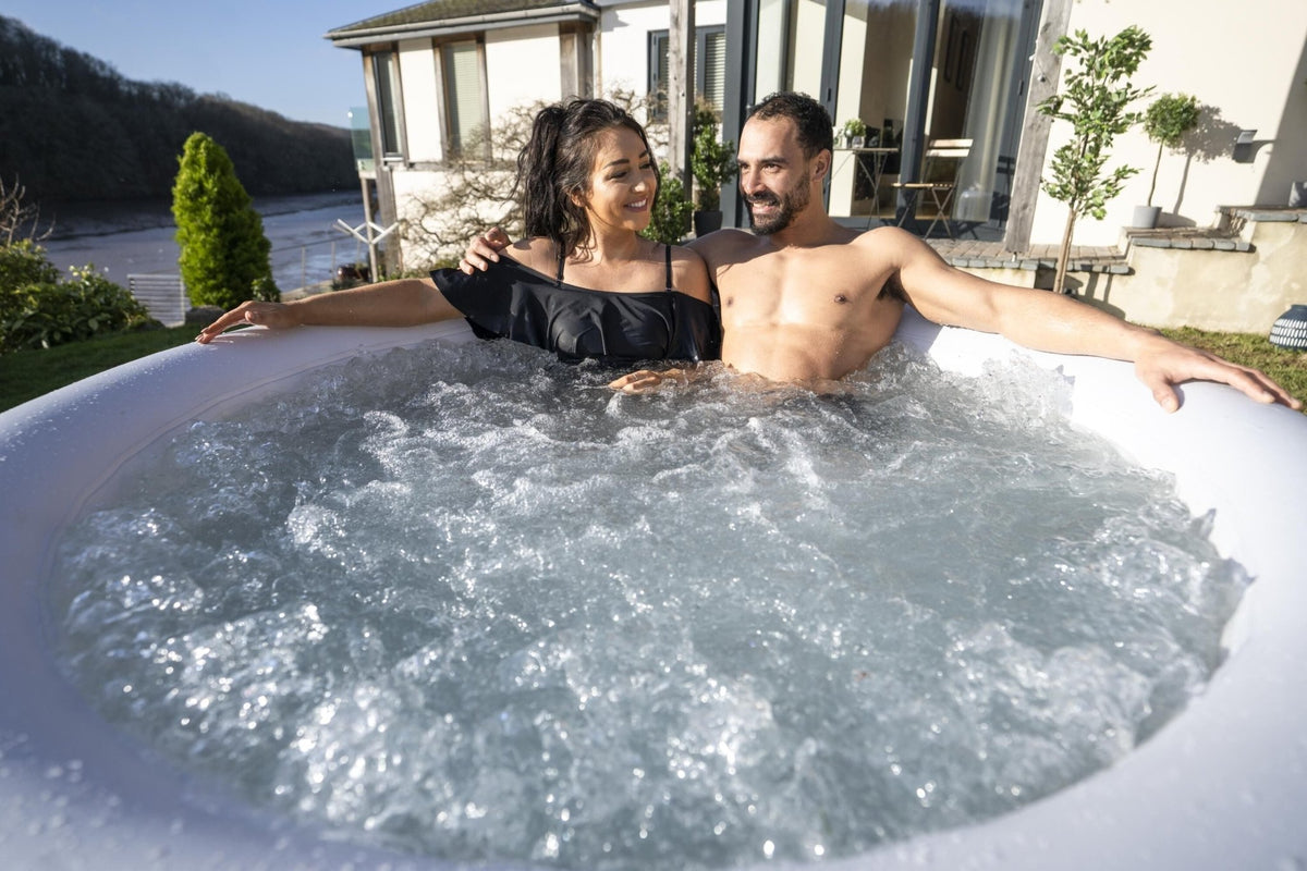 Lay-Z Spa Bali AirJet opblaasbare spa, 4 persoons - Azzura Pool