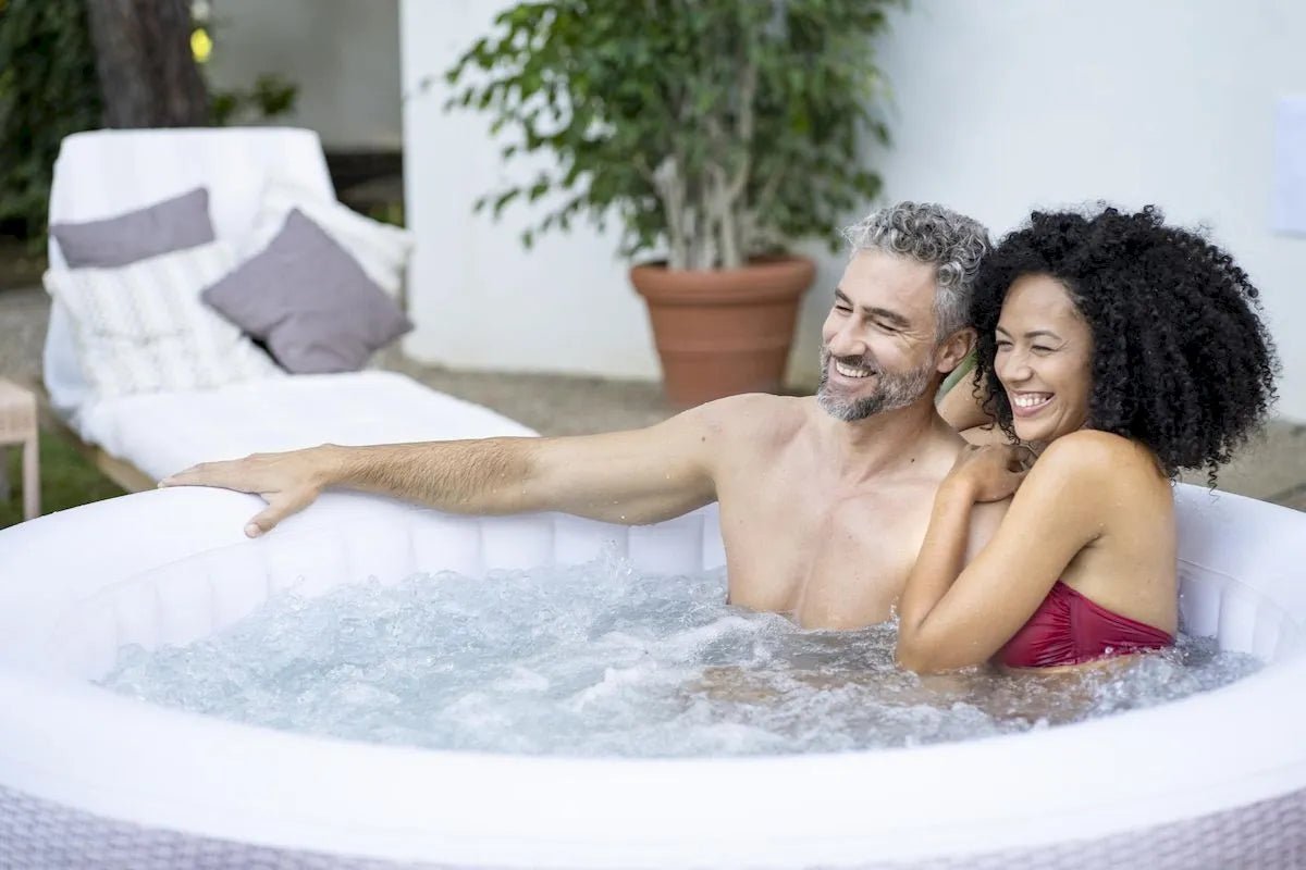 Lay-Z Spa Cancun Airjet opblaasbare spa - 4 persoons - Azzura Pool