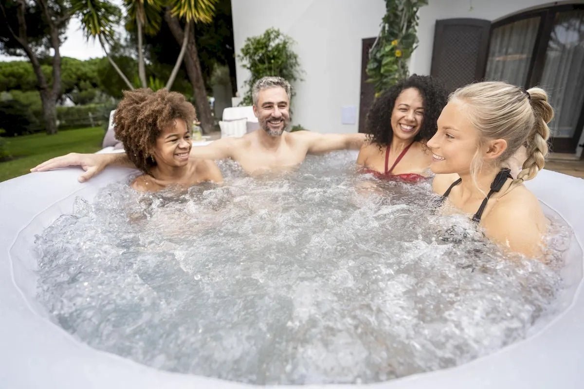 Lay-Z Spa Cancun Airjet opblaasbare spa - 4 persoons - Azzura Pool
