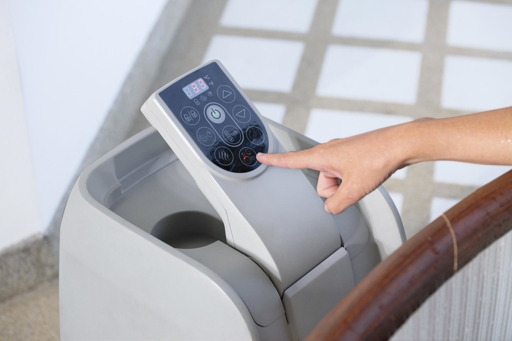 Lay-Z-Spa Helsinki AirJet opblaasbare spa, 7 persoons - Azzura Pool