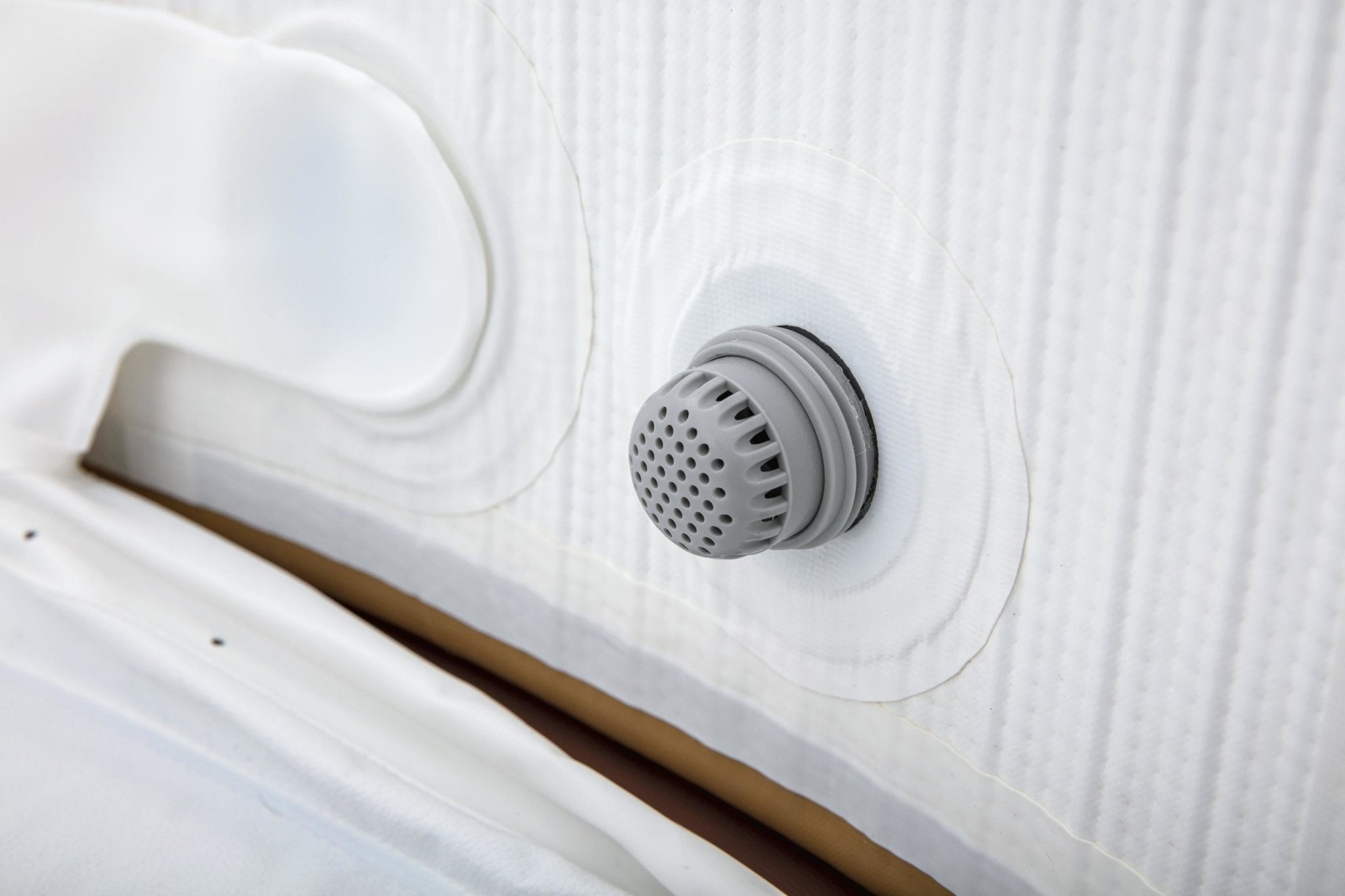 Lay-Z-Spa Helsinki AirJet opblaasbare spa, 7 persoons - Azzura Pool