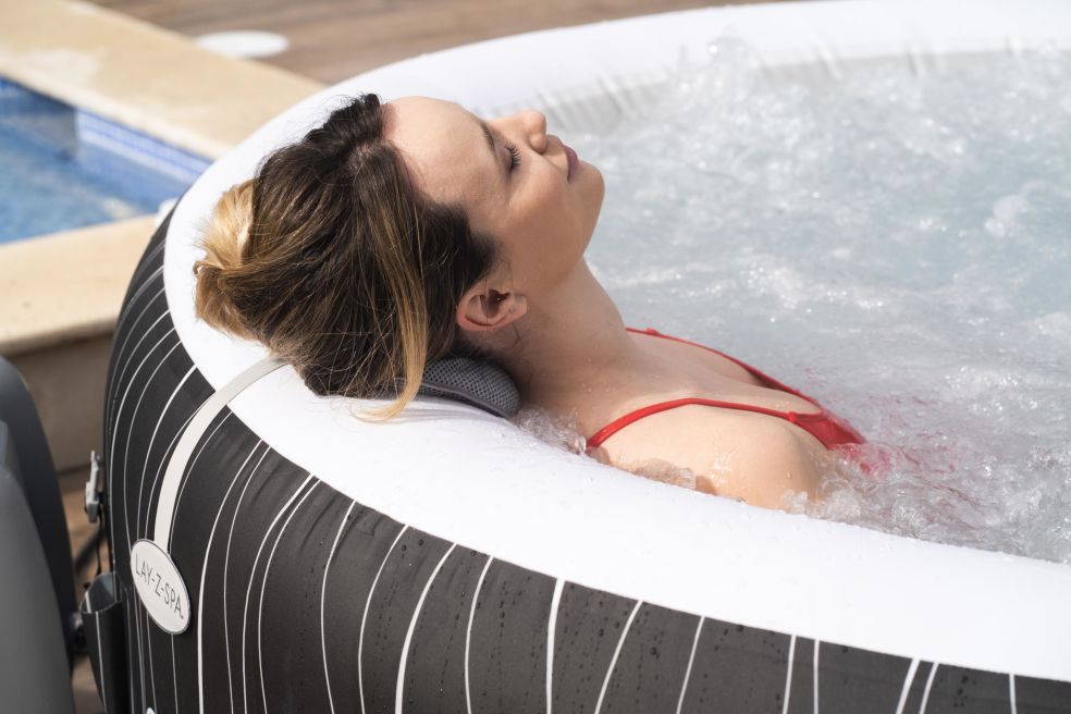 Lay-Z Spa Hollywood Airjet opblaasbare spa - 6 persoons - Azzura Pool
