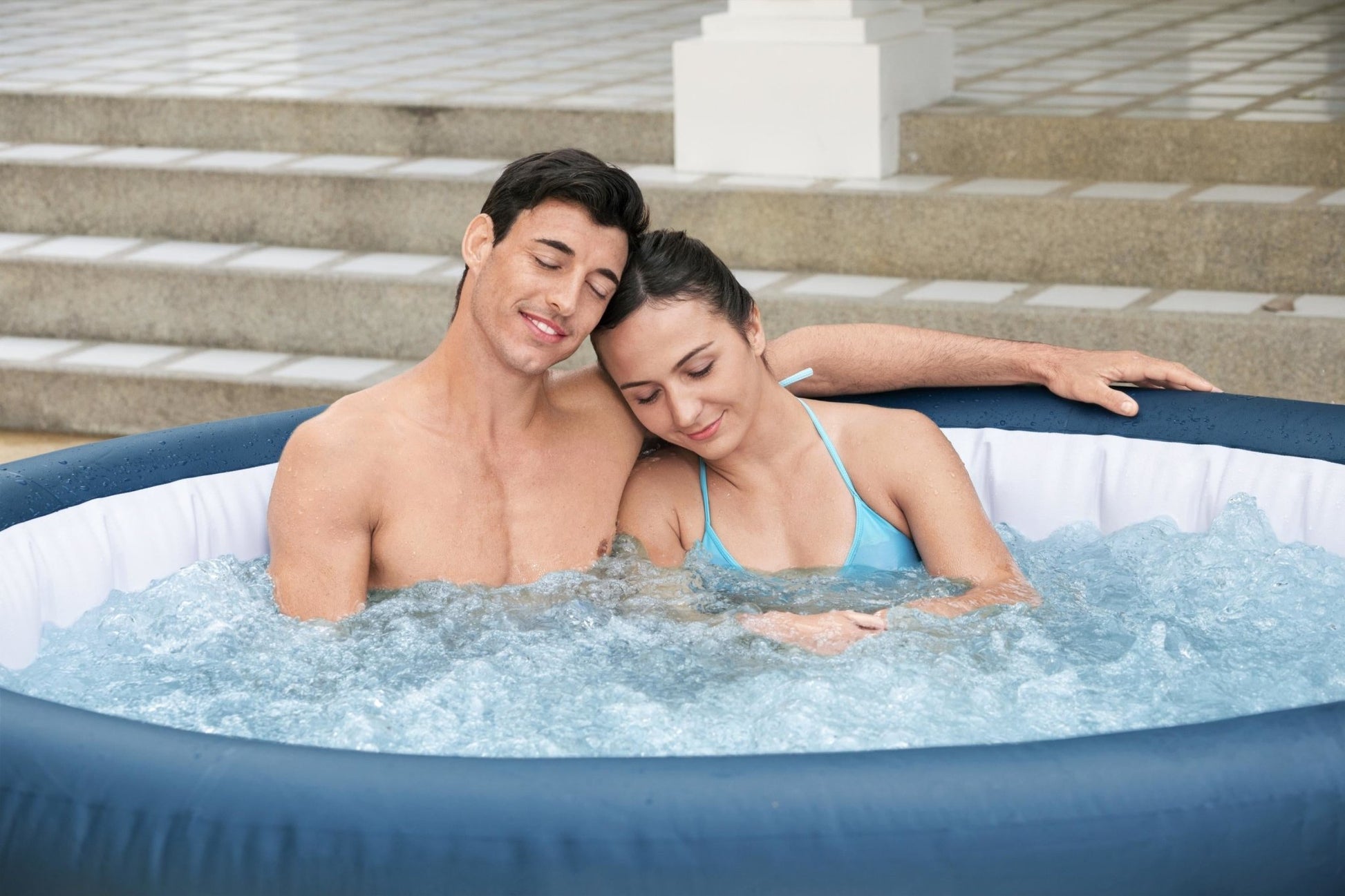 Lay-Z Spa Milan AirJet Plus opblaasbare spa - 6 persoons - Azzura Pool