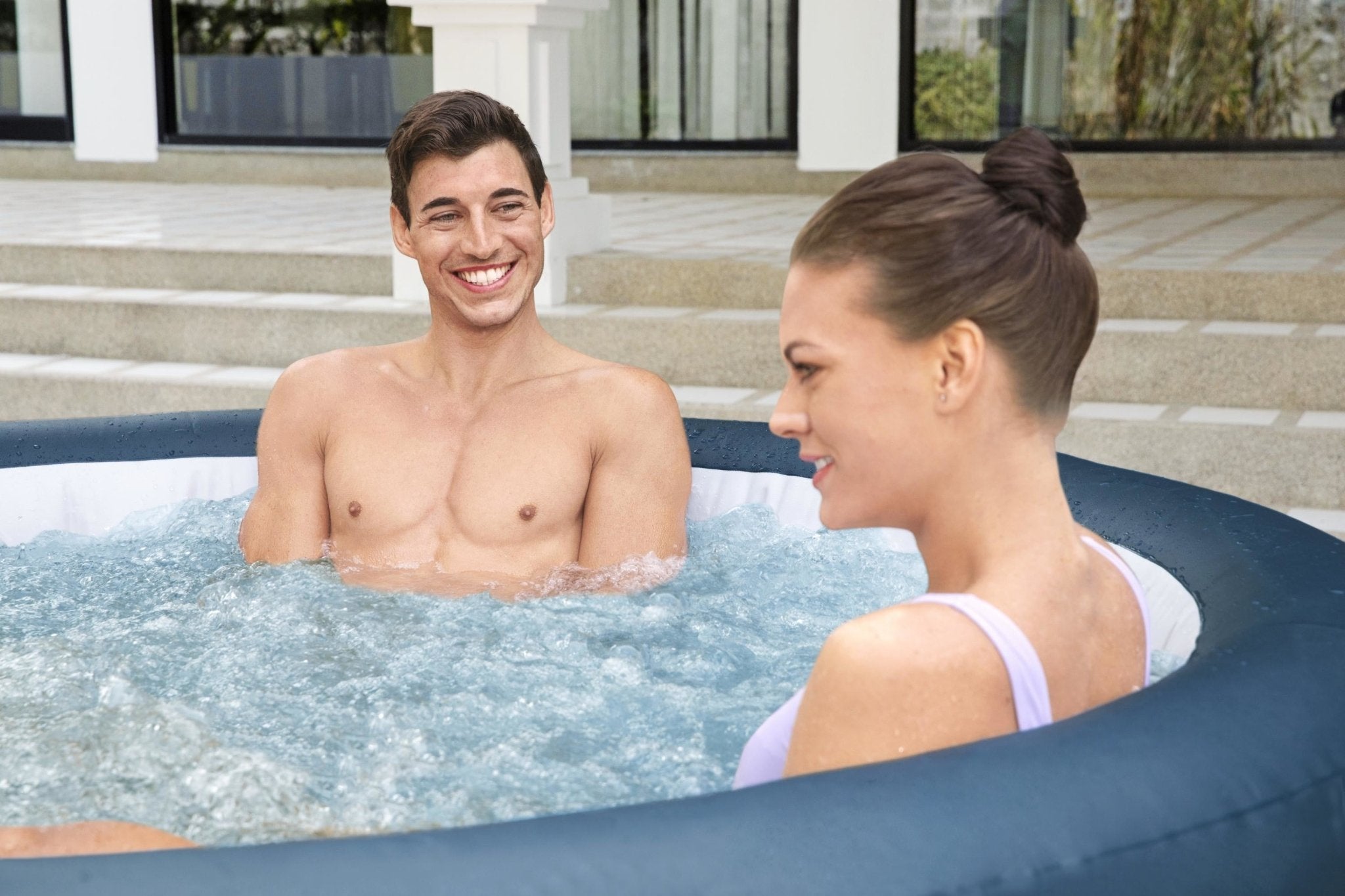 Lay-Z Spa Milan AirJet Plus opblaasbare spa - 6 persoons - Azzura Pool