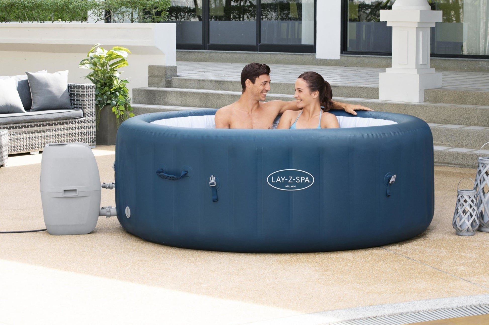 Lay-Z Spa Milan AirJet Plus opblaasbare spa - 6 persoons - Azzura Pool