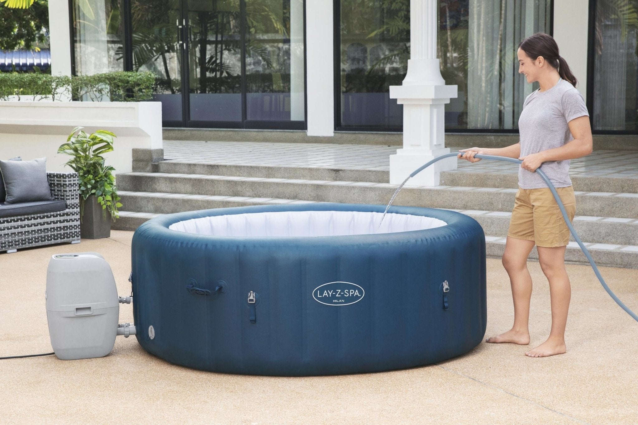 Lay-Z Spa Milan AirJet Plus opblaasbare spa - 6 persoons - Azzura Pool