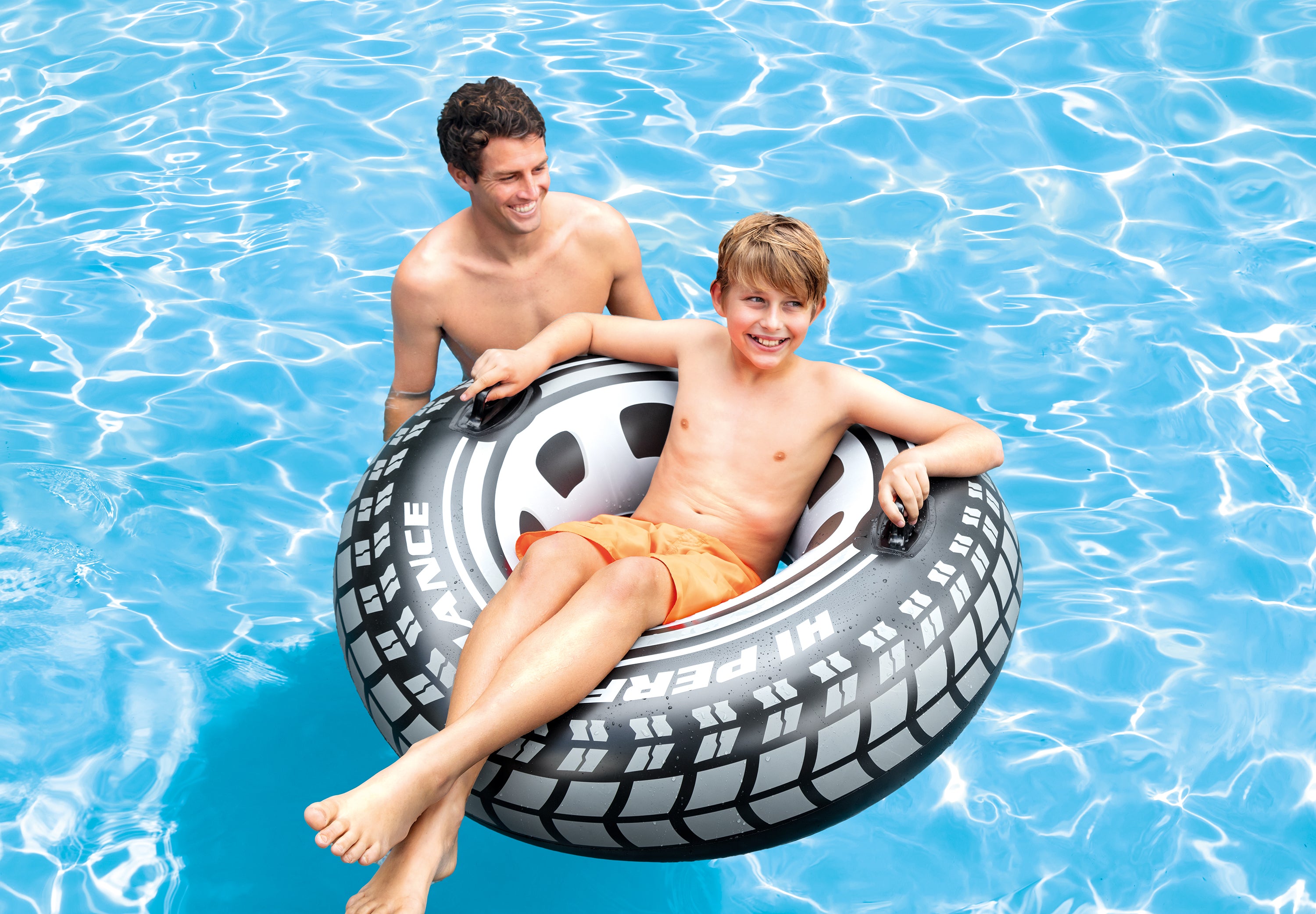 Tube per camion dei mostri Intex 114cm
